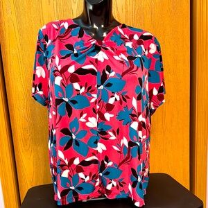 Liz Claiborne pink floral top